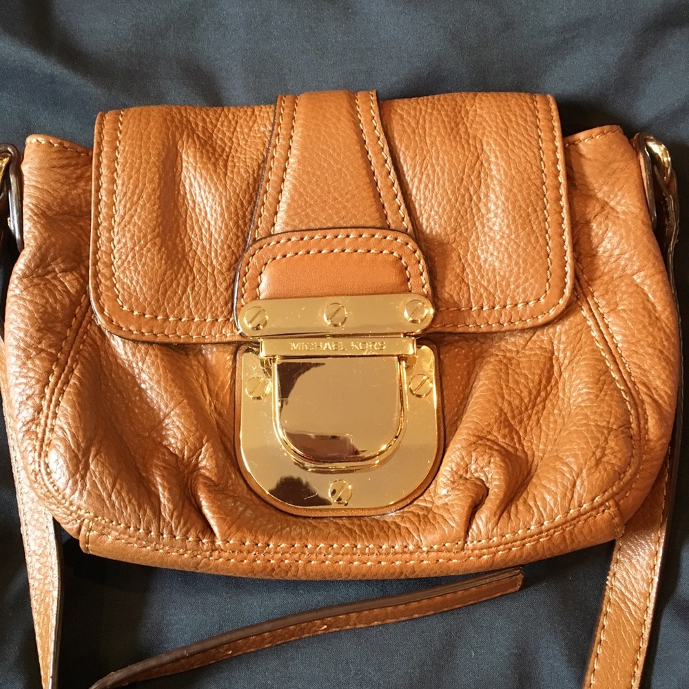 Michael Kors small pocketbook-authentic!